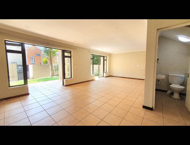 2 BEDROOM DUPLEX FOR SALE IN DARRENWOOD